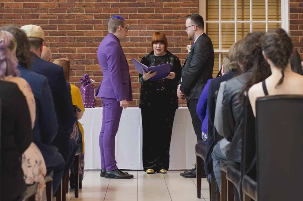 How to Choose the Right Celebrant