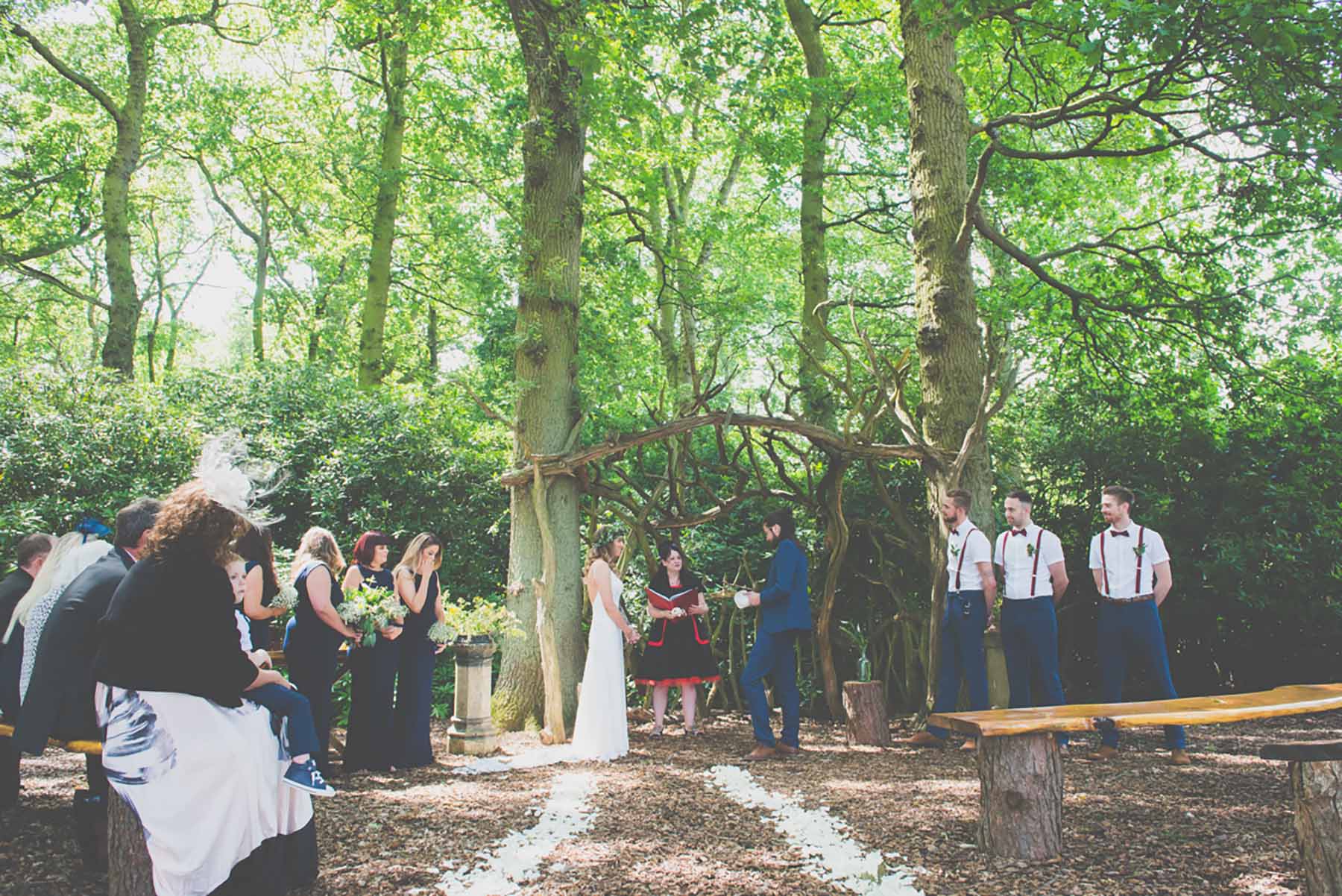What Qualifications do You Need to be a Celebrant